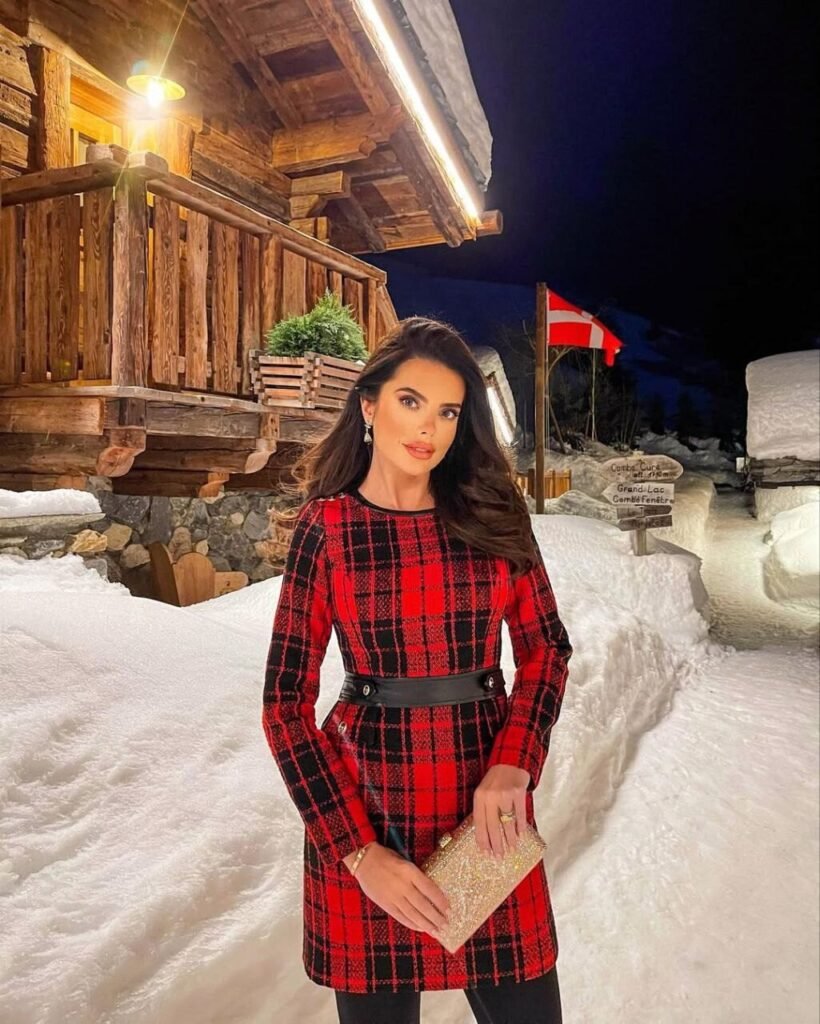 use these 2 exact keywords for pin title: work christmas party outfit ideas, office christmas party outfit ideas. (use these exact keywords for pin description: work christmas party outfit ideas, office christmas party outfit ideas, office outfit for christmas party, office work christmas party outfits, work office christmas party outfits fancy classy, office christmas party outfit inspo for women)